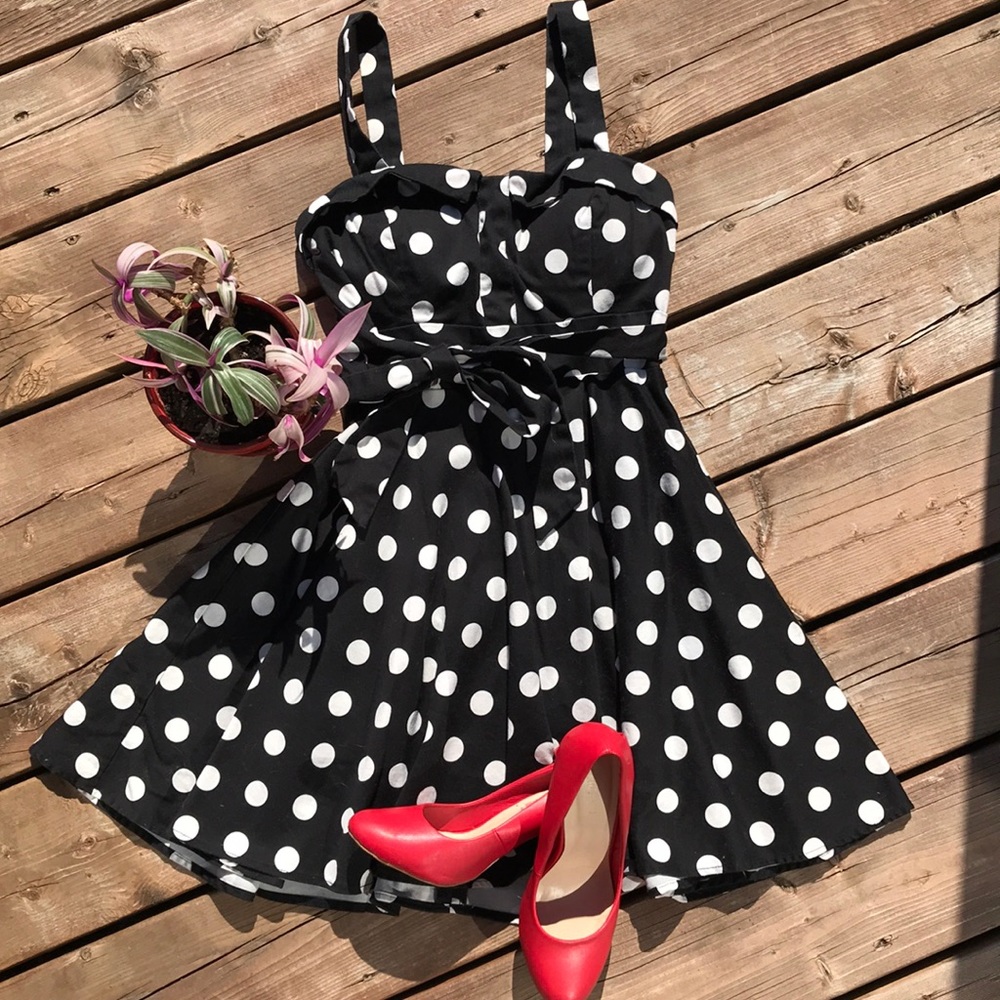 Beautiful Polka Dot Black and White Dress size M